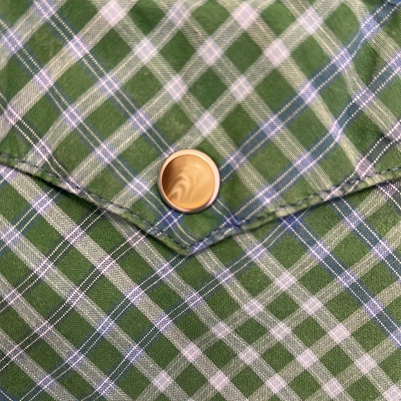 Wrangler button down - Picture 2 of 5